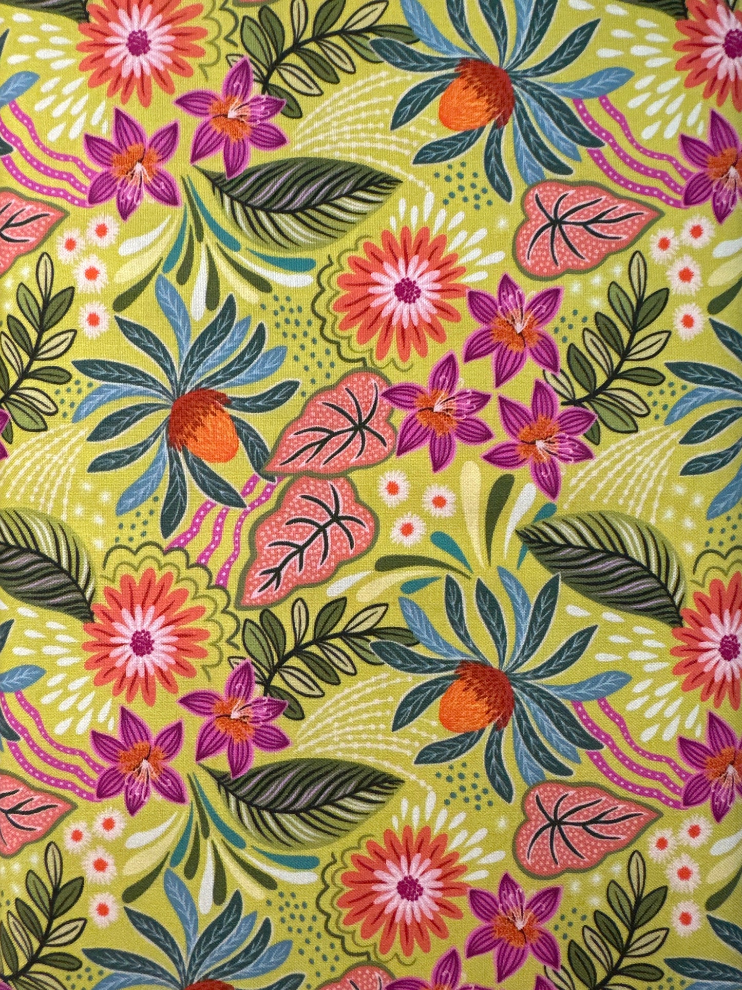 LEWIS & IRENE BAHIA FLORAL ON PLAINTAIN GREEN