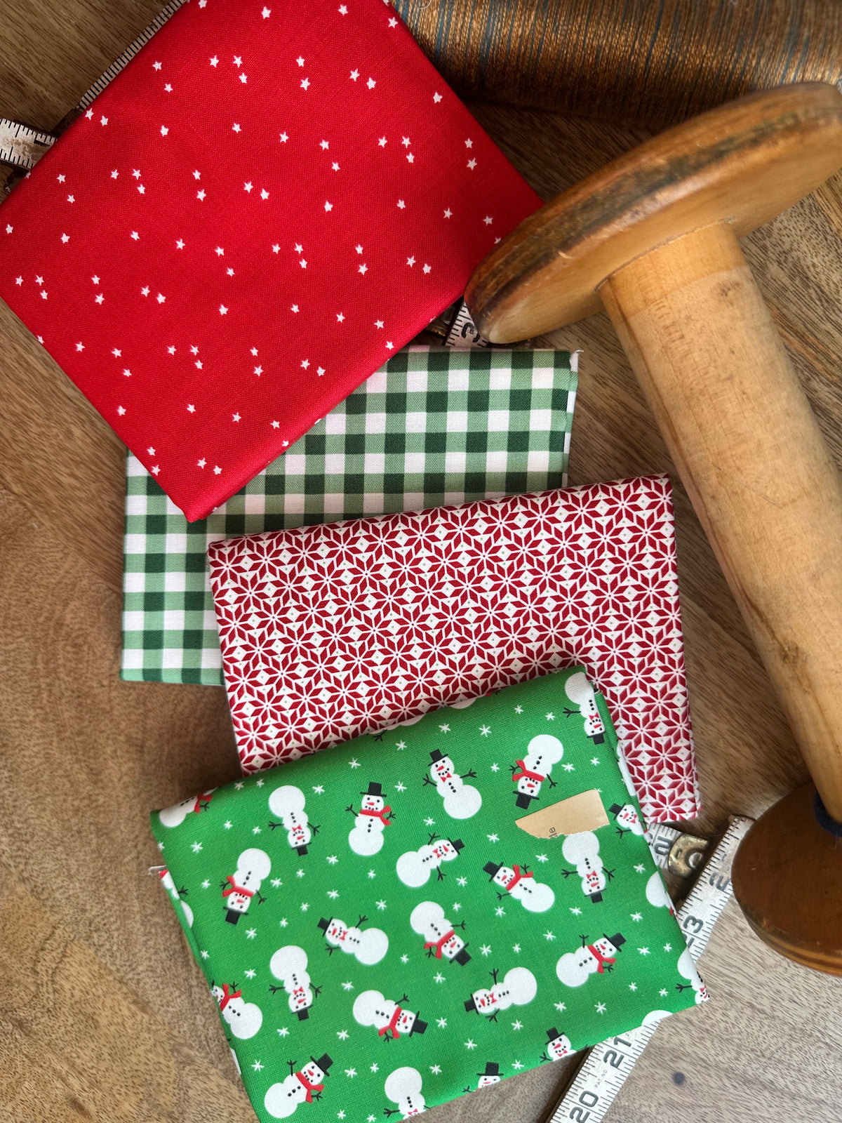 Snowman & Snowflakes (half yard)