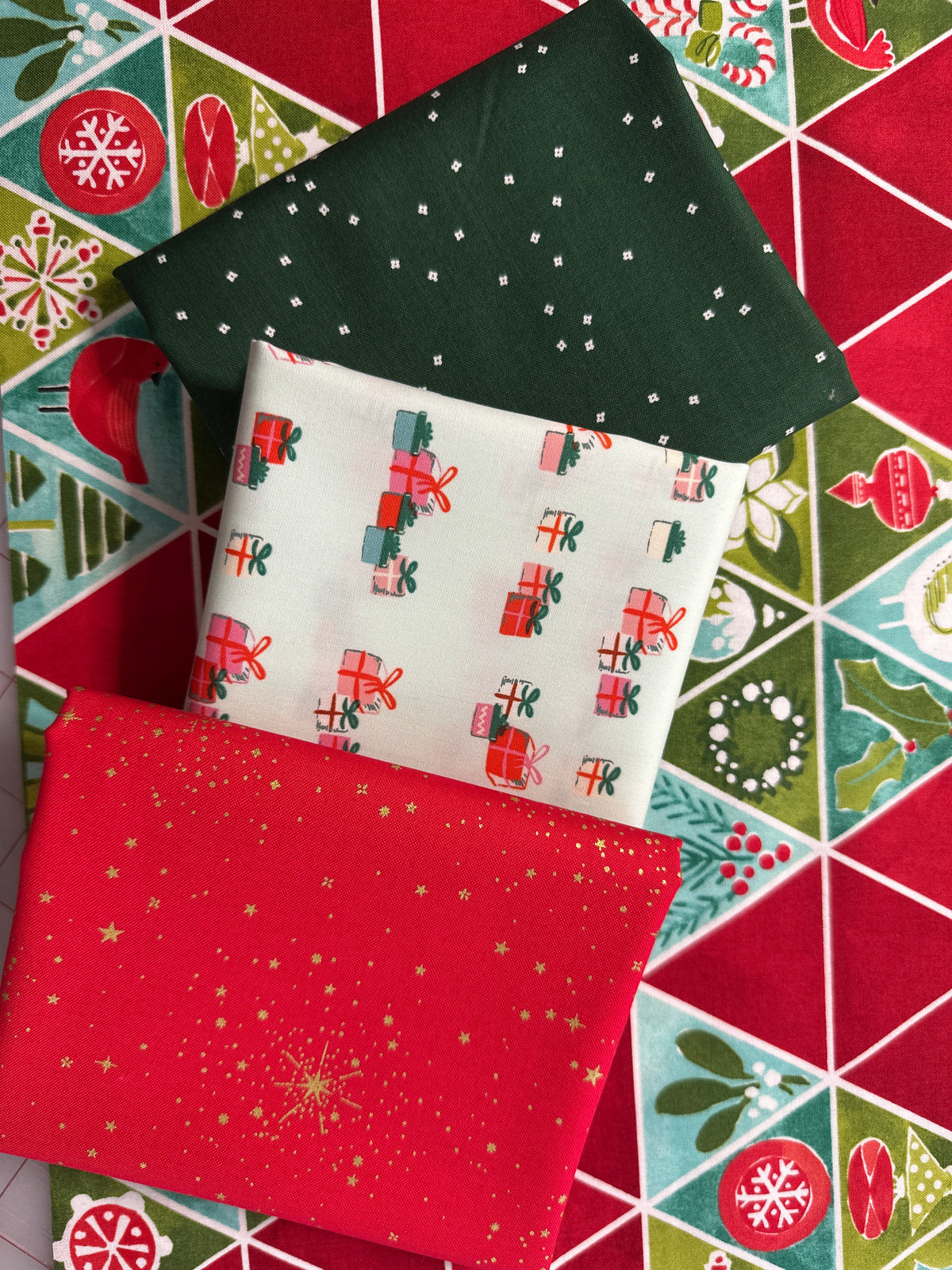 Winterly presents (half yards)